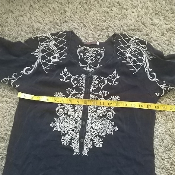 Johnny Was embroidered crew neck buttoned cupra rayon long sleeve blouse sz S - Picture 7 of 8